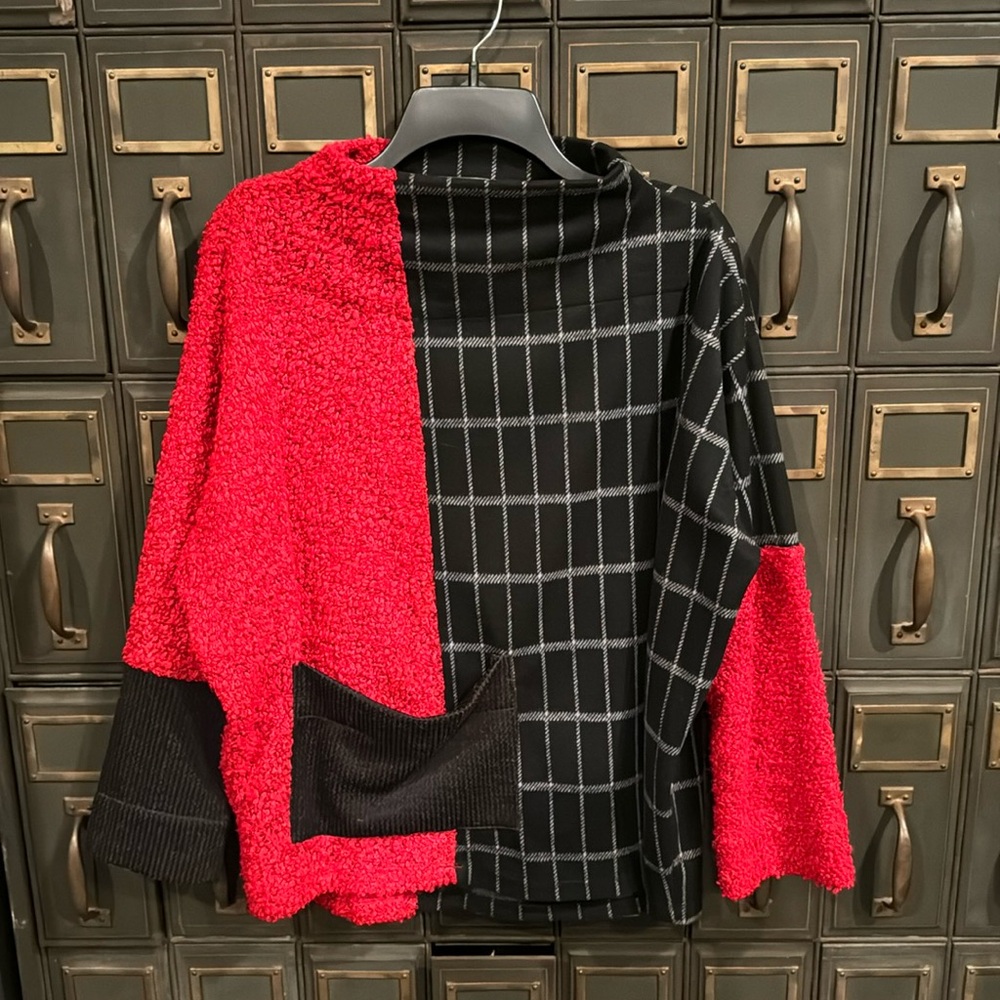 ALEMBIKA Sweater